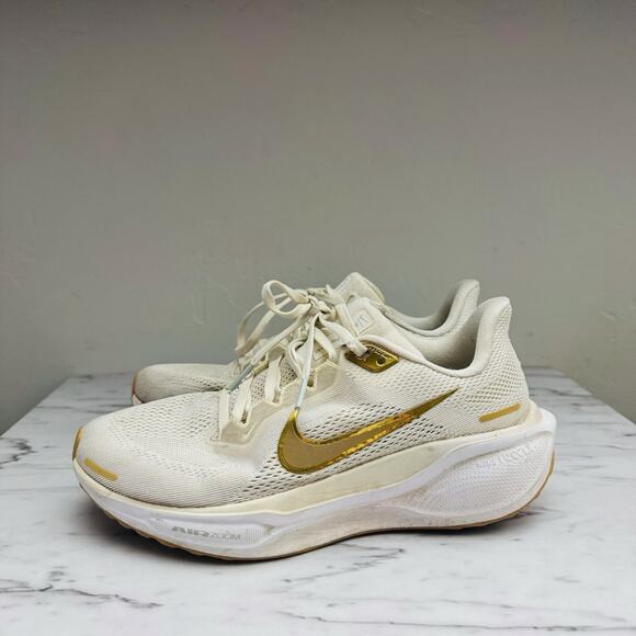 Nike Pegasus 41 White And Gold Running Shoes Women’s Size 7.5 - Picture 1 of 9